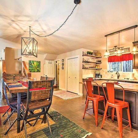 Cozy Home With Media Room Short Walk To Taos Plaza! ภายนอก รูปภาพ